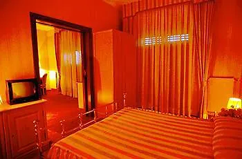 Pinewood Hotel Rom