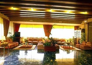 Pinewood Hotel Rom